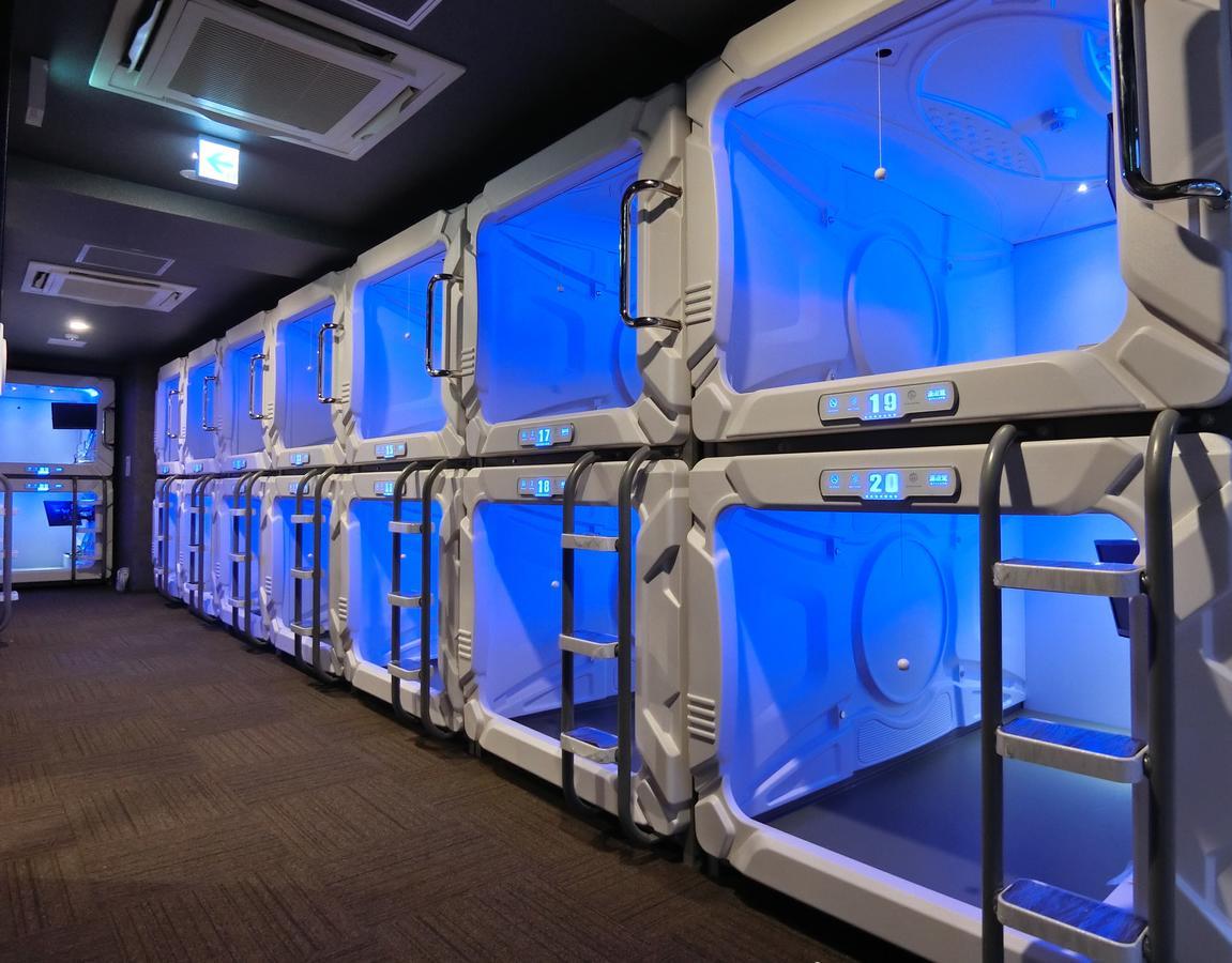 Capsule Hotel Manyudo Kyoto Extérieur photo